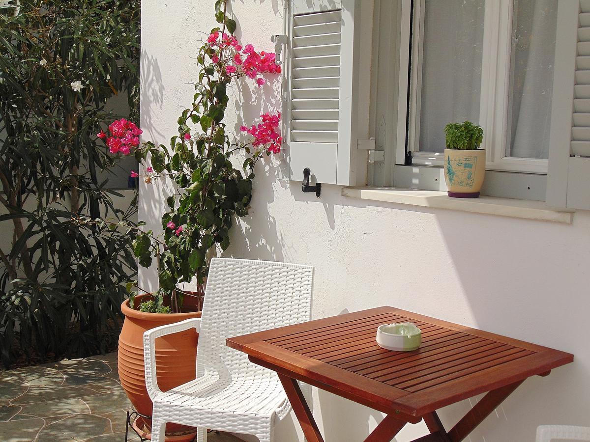 George'S Place Sifnos - Apartments Apollonia  Exterior photo